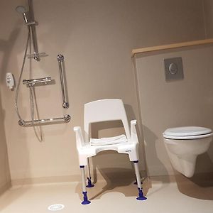 Chambre Double avec Accès aux Personnes Handicapées